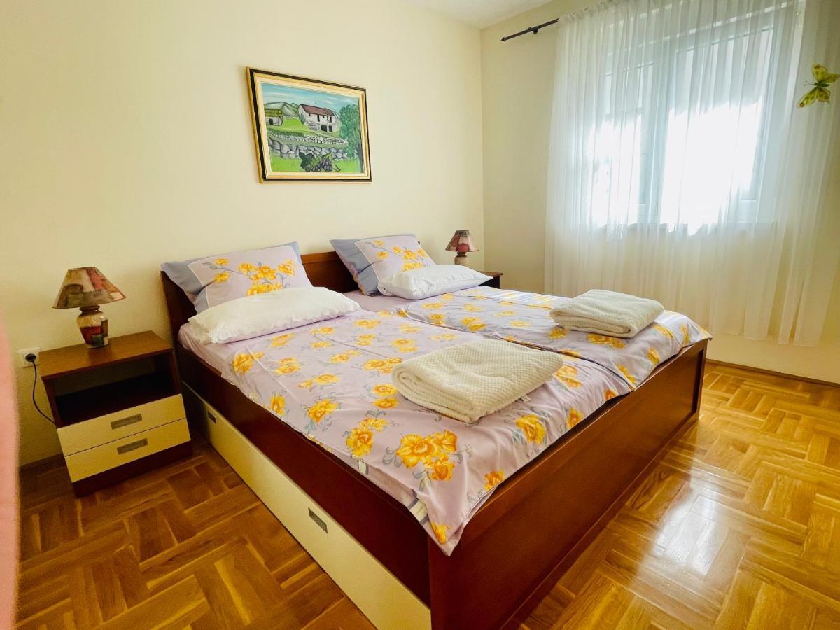 דוגי ראט Apartment Mandarina מראה חיצוני תמונה