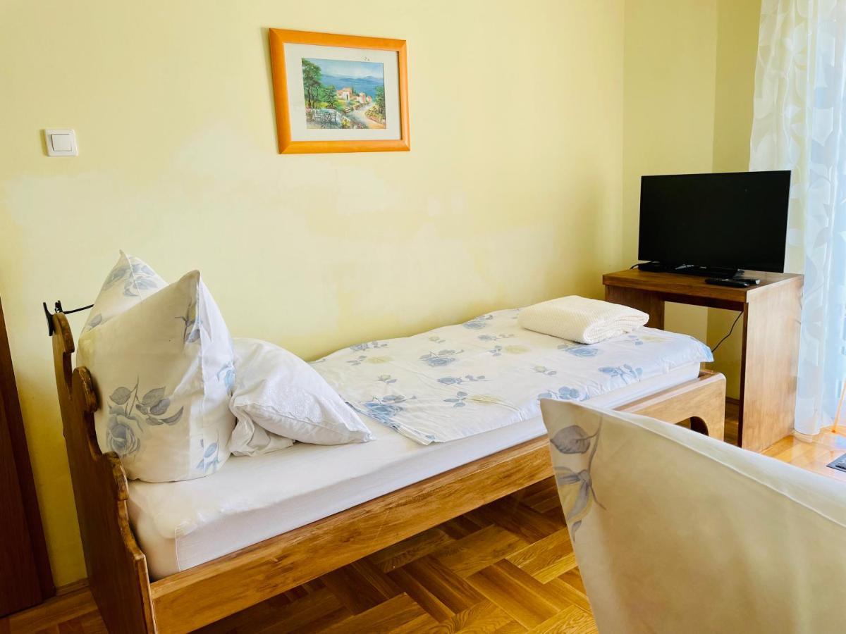 דוגי ראט Apartment Mandarina מראה חיצוני תמונה